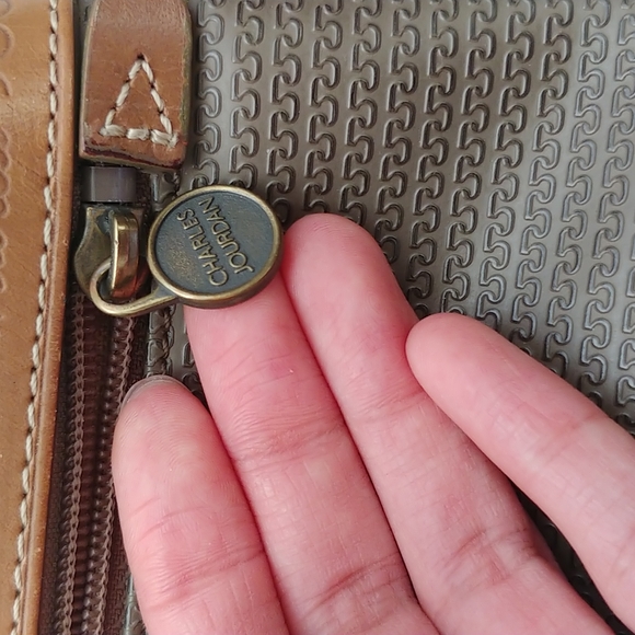 Vintage Charles Jourdan crossbody - Picture 3 of 11